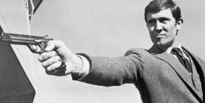 george-lazenby-james-bond.jpg