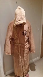 robe.jpg