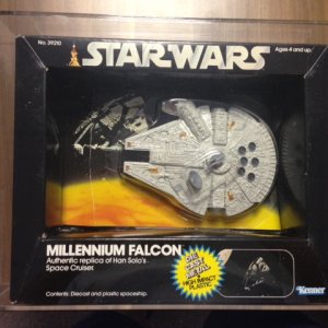 falcon die cast.JPG